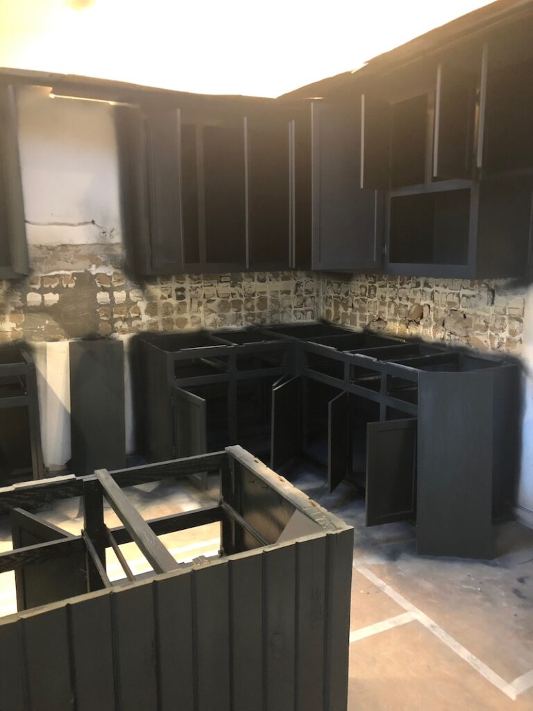 kitchen cabinets painted navy blue