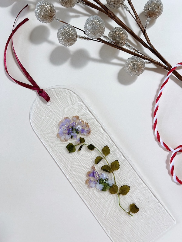 pressed flower bookmark