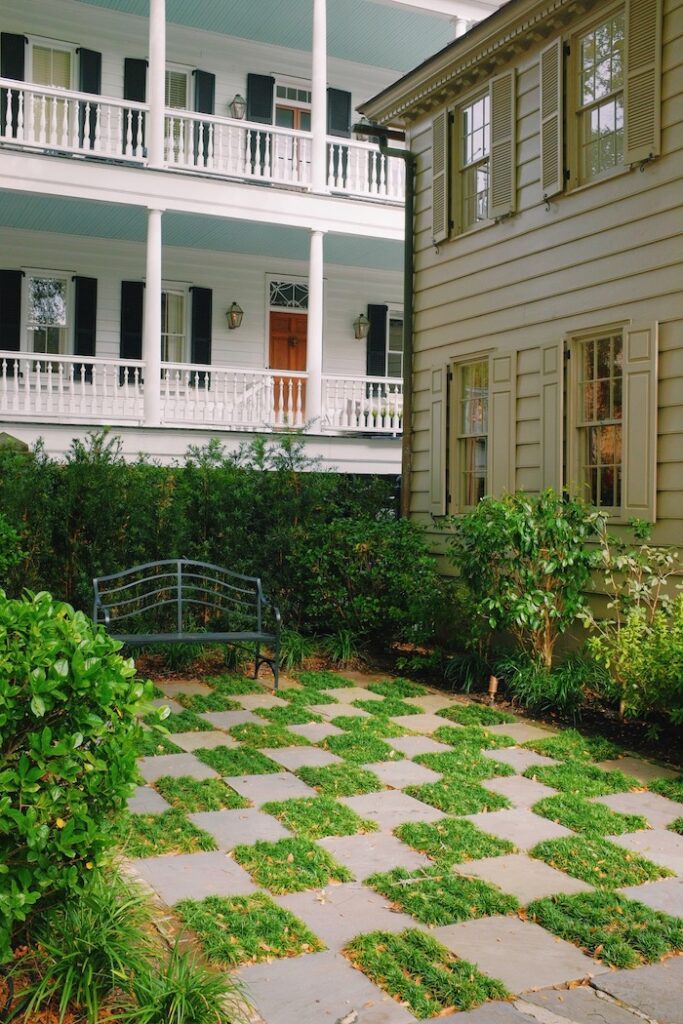 Charleston stone courtyard