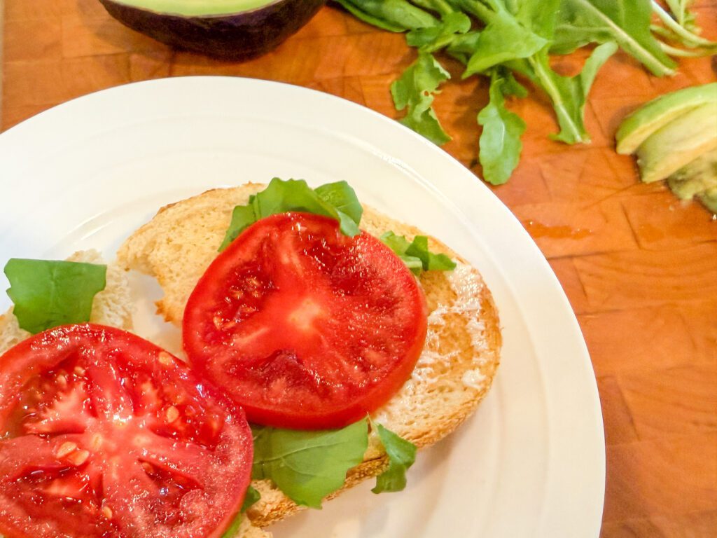avocado toast with tomato