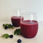 berry kale smoothie