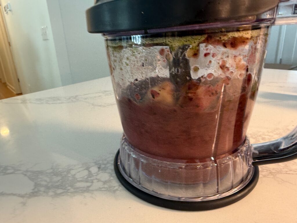 berry kale smoothie