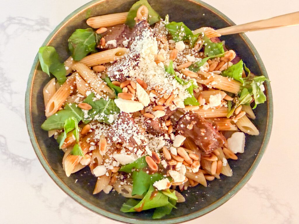 steak and arugula pasta