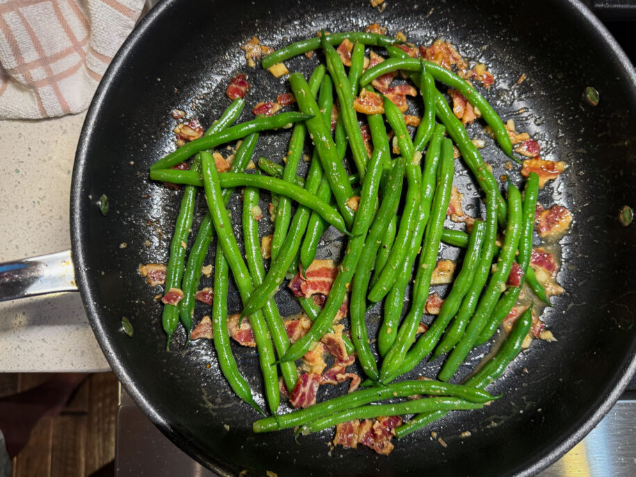 green beans with bacon and balsamic