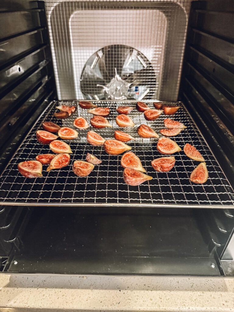 figs in dehydrator